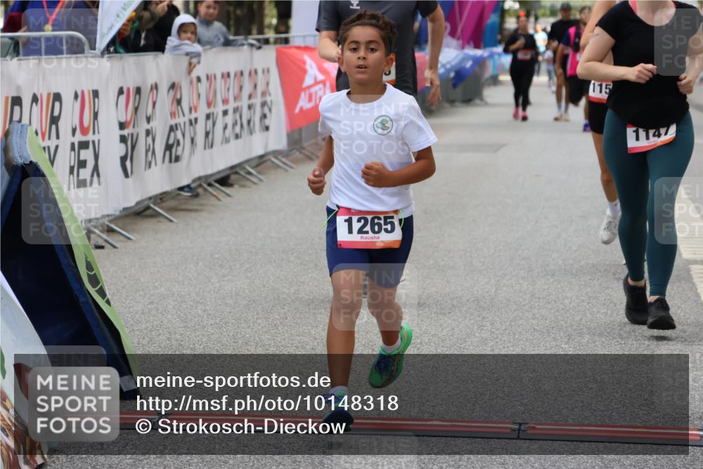 06.09.2026 - CURREX Alsterlauf Strokosch-Dieckow http://msf.ph/oto/10148318 06.09.2026 12:01:29 Ziel 1073, 1147, 1155, 1156, 1243, 1265 meine-sportfotos.de