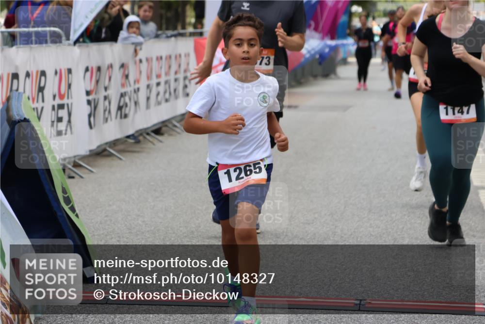 06.09.2026 - CURREX Alsterlauf Strokosch-Dieckow http://msf.ph/oto/10148327 06.09.2026 12:01:30 Ziel 1073, 1147, 1155, 1156, 1243, 1265 meine-sportfotos.de