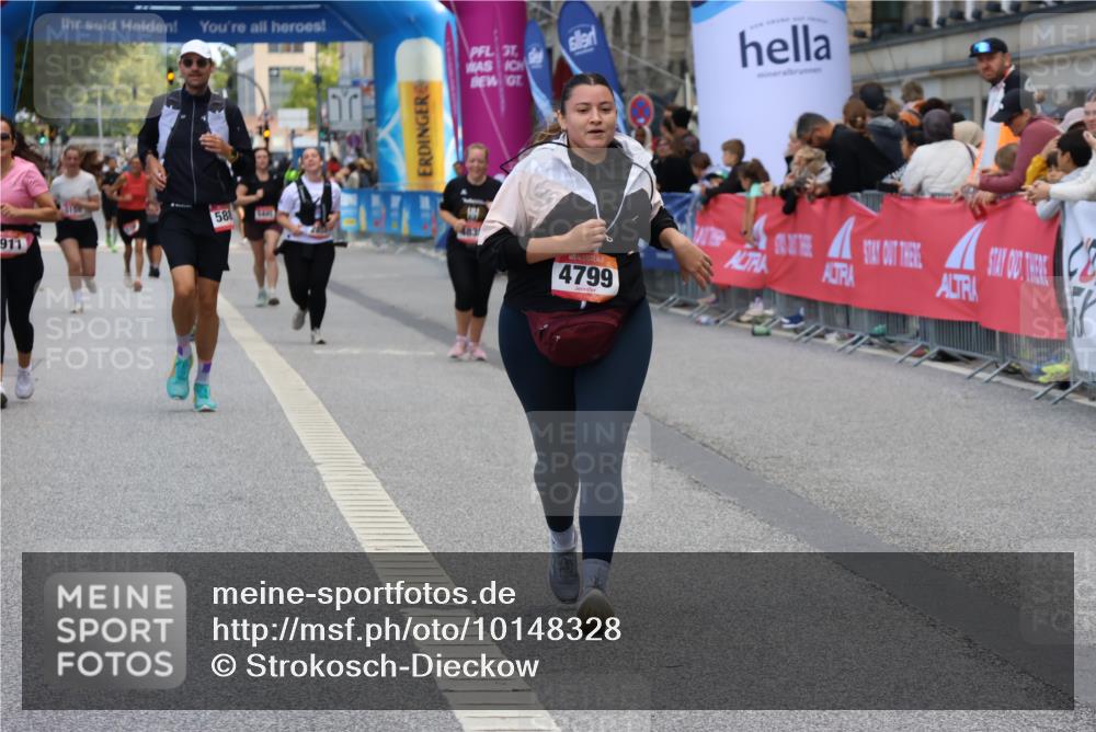 06.09.2026 - CURREX Alsterlauf Strokosch-Dieckow http://msf.ph/oto/10148328 06.09.2026 10:28:37 Ziel 2051, 4766, 4799, 5592 meine-sportfotos.de