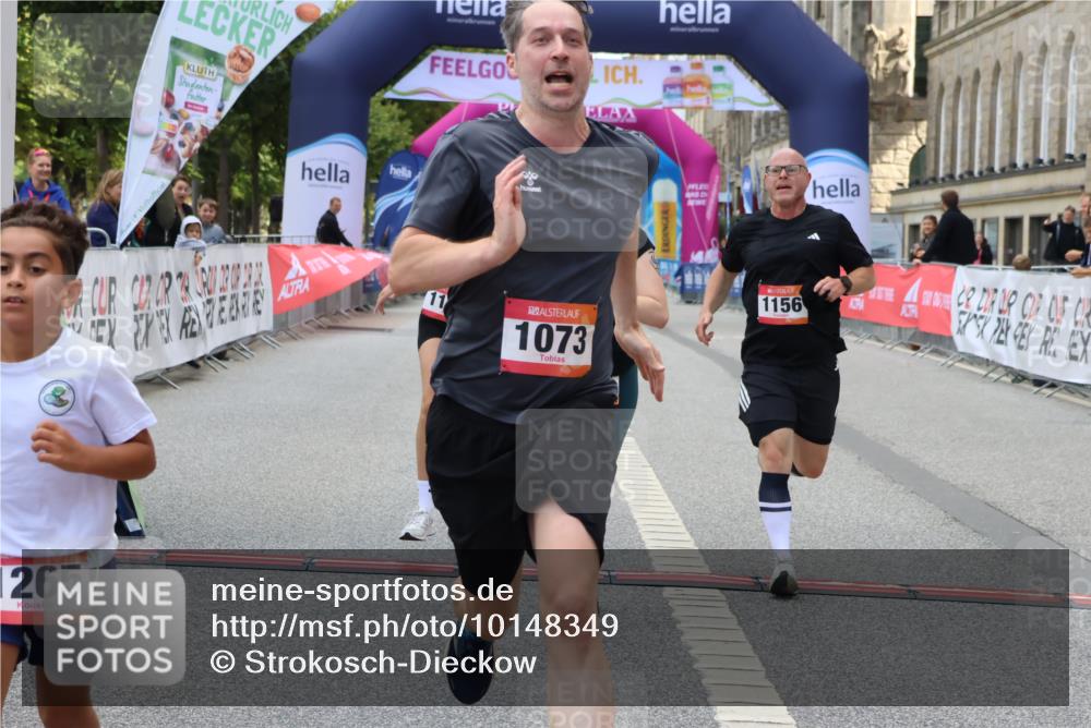 06.09.2026 - CURREX Alsterlauf Strokosch-Dieckow http://msf.ph/oto/10148349 06.09.2026 12:01:31 Ziel 1073, 1147, 1155, 1156, 1243, 1265 meine-sportfotos.de