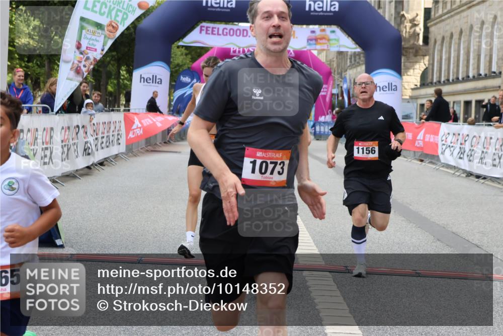 06.09.2026 - CURREX Alsterlauf Strokosch-Dieckow http://msf.ph/oto/10148352 06.09.2026 12:01:31 Ziel 1073, 1147, 1155, 1156, 1243, 1265 meine-sportfotos.de