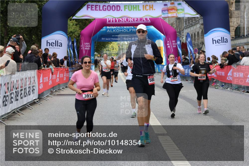 06.09.2026 - CURREX Alsterlauf Strokosch-Dieckow http://msf.ph/oto/10148354 06.09.2026 10:28:43 Ziel 2852, 2853, 3911, 4766, 4799, 4835, 5880 meine-sportfotos.de