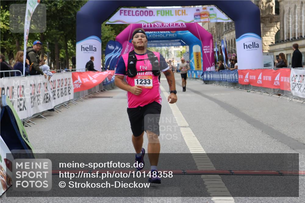 06.09.2026 - CURREX Alsterlauf Strokosch-Dieckow http://msf.ph/oto/10148358 06.09.2026 12:01:37 Ziel 1073, 1147, 1155, 1156, 1233, 1265 meine-sportfotos.de