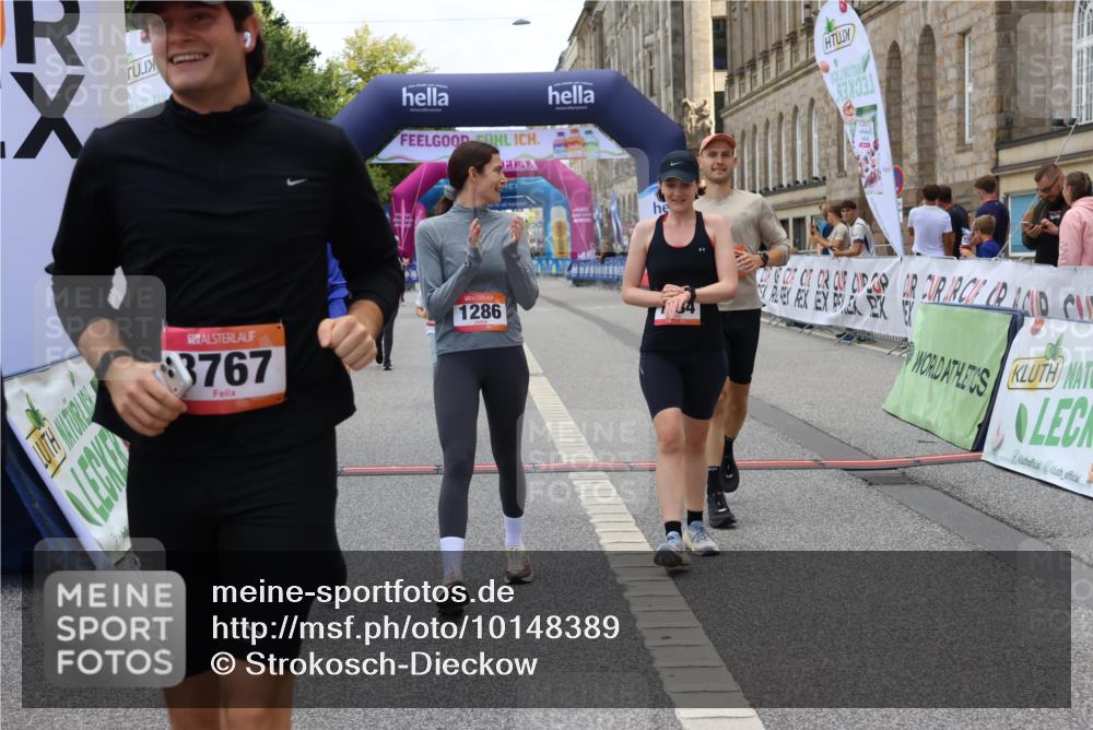 06.09.2026 - CURREX Alsterlauf Strokosch-Dieckow http://msf.ph/oto/10148389 06.09.2026 12:01:51 Ziel 1095, 1284, 1285, 1286, 1288, 1298, 1305, 8042 meine-sportfotos.de