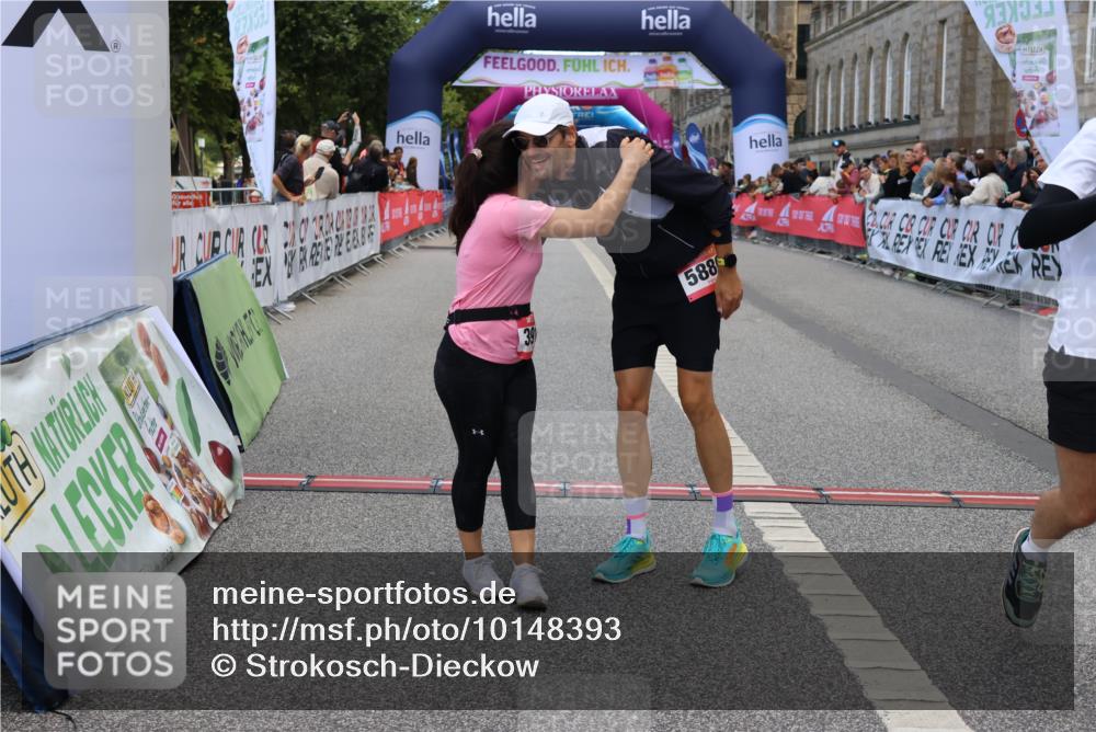 06.09.2026 - CURREX Alsterlauf Strokosch-Dieckow http://msf.ph/oto/10148393 06.09.2026 10:28:49 Ziel 2852, 2853, 3911, 4835, 5158, 5880 meine-sportfotos.de