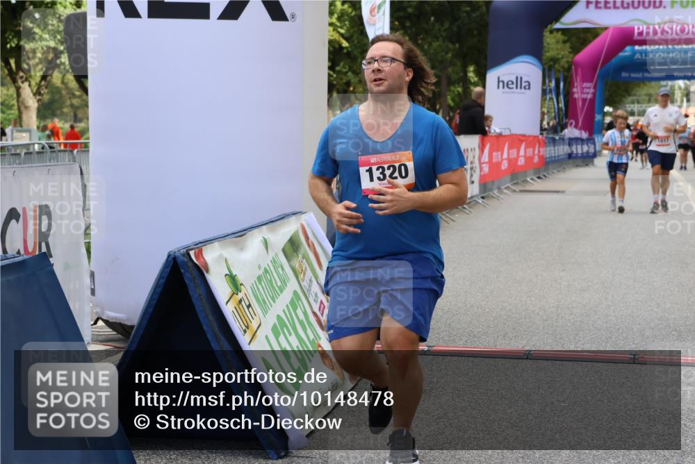 06.09.2026 - CURREX Alsterlauf Strokosch-Dieckow http://msf.ph/oto/10148478 06.09.2026 12:02:28 Ziel 1072, 1320, 1337 meine-sportfotos.de