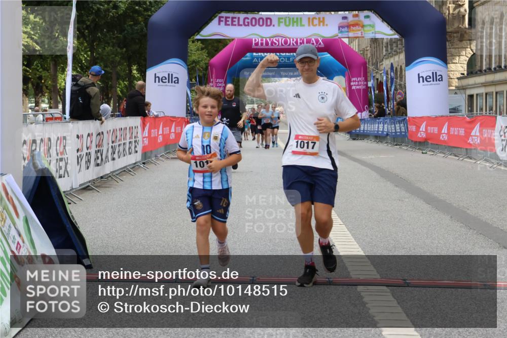 06.09.2026 - CURREX Alsterlauf Strokosch-Dieckow http://msf.ph/oto/10148515 06.09.2026 12:02:36 Ziel 1017, 1019 meine-sportfotos.de