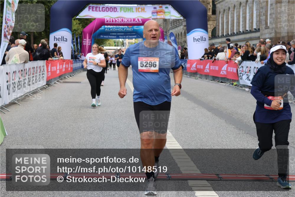 06.09.2026 - CURREX Alsterlauf Strokosch-Dieckow http://msf.ph/oto/10148519 06.09.2026 10:29:29 Ziel 5296, 6249, 6364 meine-sportfotos.de
