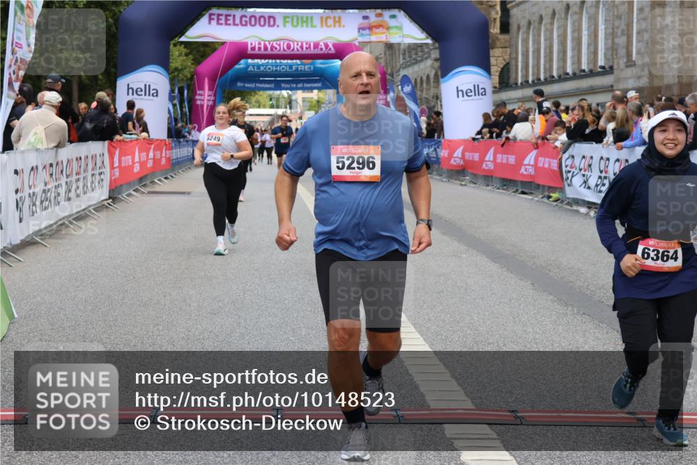 06.09.2026 - CURREX Alsterlauf Strokosch-Dieckow http://msf.ph/oto/10148523 06.09.2026 10:29:29 Ziel 5296, 6249, 6364 meine-sportfotos.de
