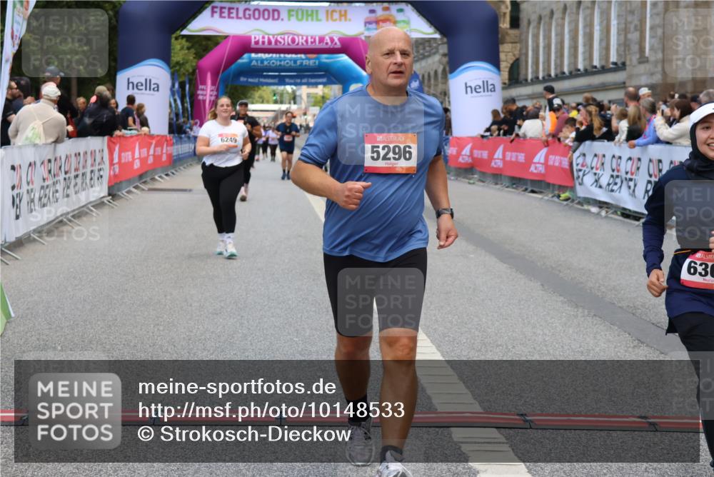06.09.2026 - CURREX Alsterlauf Strokosch-Dieckow http://msf.ph/oto/10148533 06.09.2026 10:29:29 Ziel 5296, 6249, 6364 meine-sportfotos.de