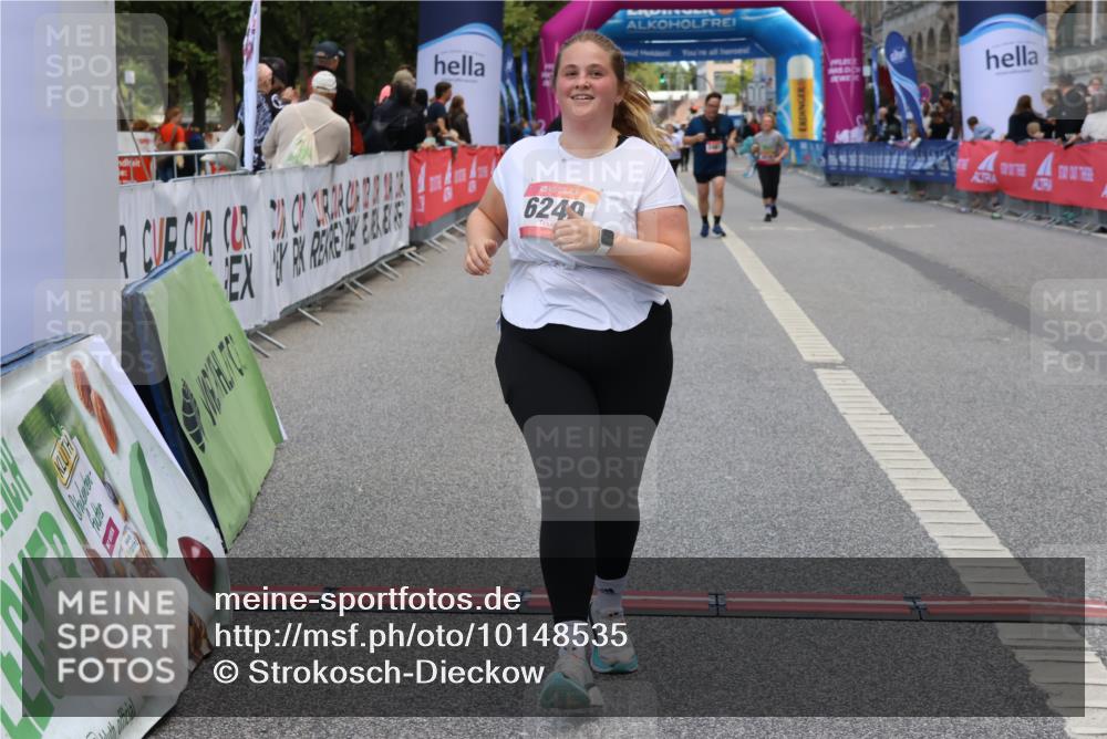 06.09.2026 - CURREX Alsterlauf Strokosch-Dieckow http://msf.ph/oto/10148535 06.09.2026 10:29:34 Ziel 4417, 5296, 6249, 6364 meine-sportfotos.de