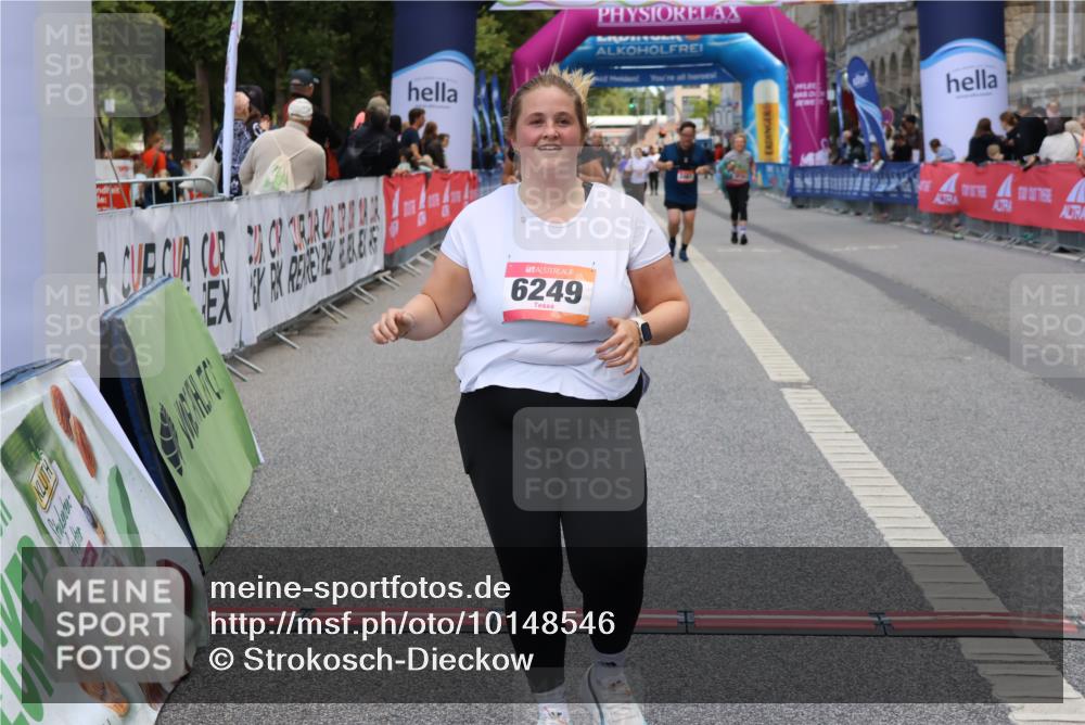 06.09.2026 - CURREX Alsterlauf Strokosch-Dieckow http://msf.ph/oto/10148546 06.09.2026 10:29:34 Ziel 4417, 5296, 6249, 6364 meine-sportfotos.de