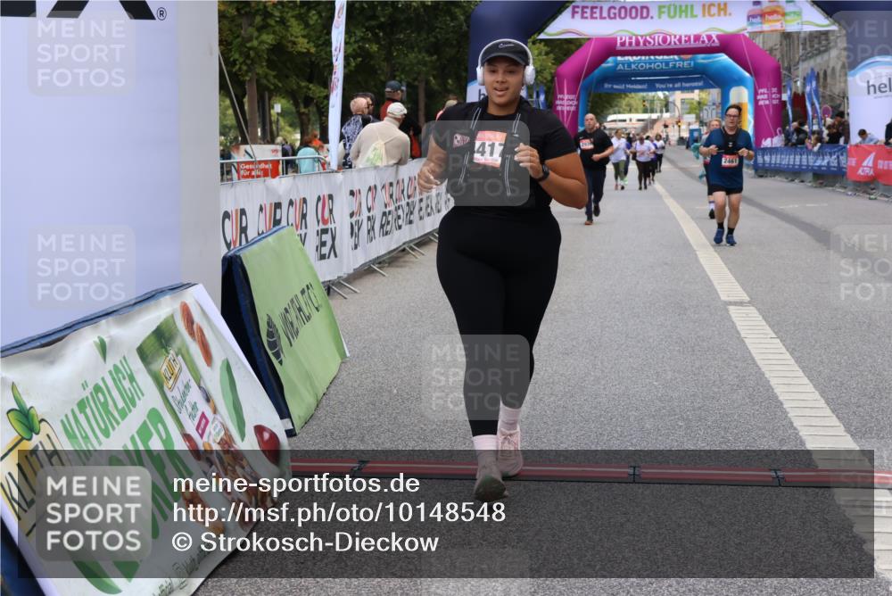 06.09.2026 - CURREX Alsterlauf Strokosch-Dieckow http://msf.ph/oto/10148548 06.09.2026 10:29:38 Ziel 2926, 4417, 6249 meine-sportfotos.de