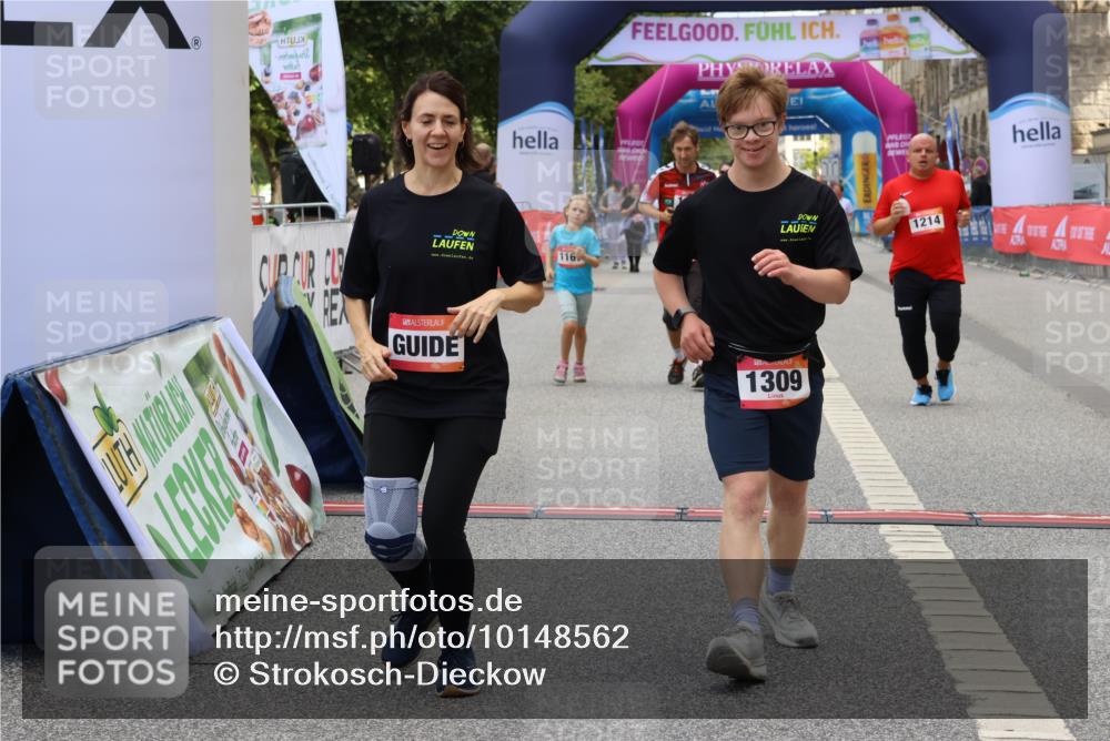 06.09.2026 - CURREX Alsterlauf Strokosch-Dieckow http://msf.ph/oto/10148562 06.09.2026 12:03:00 Ziel 1144, 1151, 1166, 1167, 1168, 1214, 1309, 1331 meine-sportfotos.de