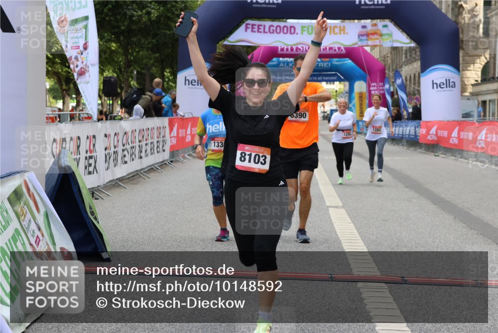 06.09.2026 - CURREX Alsterlauf Strokosch-Dieckow http://msf.ph/oto/10148592 06.09.2026 12:03:08 Ziel 1166, 1167, 1214, 1248, 1282, 1292, 1336, 6390, 8103 meine-sportfotos.de