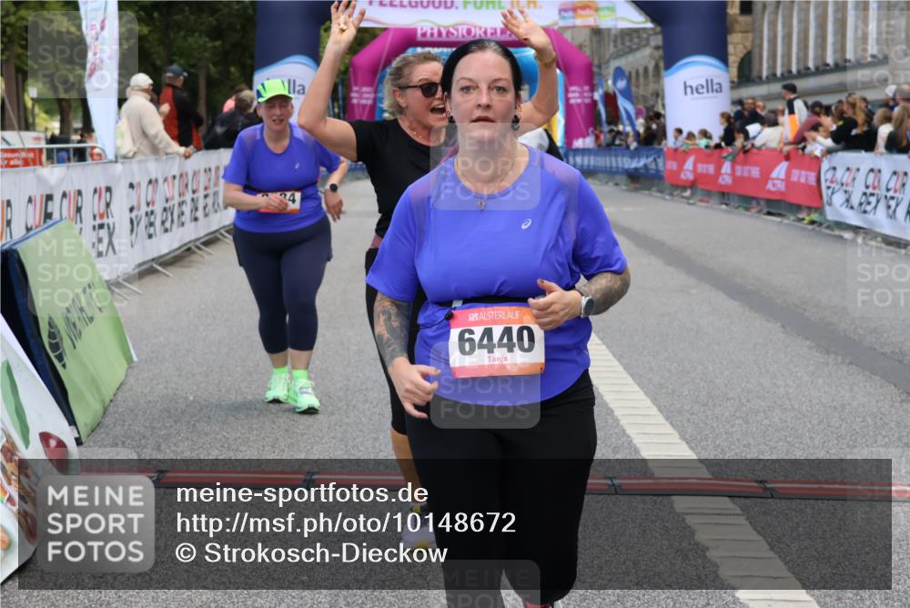 06.09.2026 - CURREX Alsterlauf Strokosch-Dieckow http://msf.ph/oto/10148672 06.09.2026 10:30:01 Ziel 2684, 4917, 6440, 6462, 6468 meine-sportfotos.de