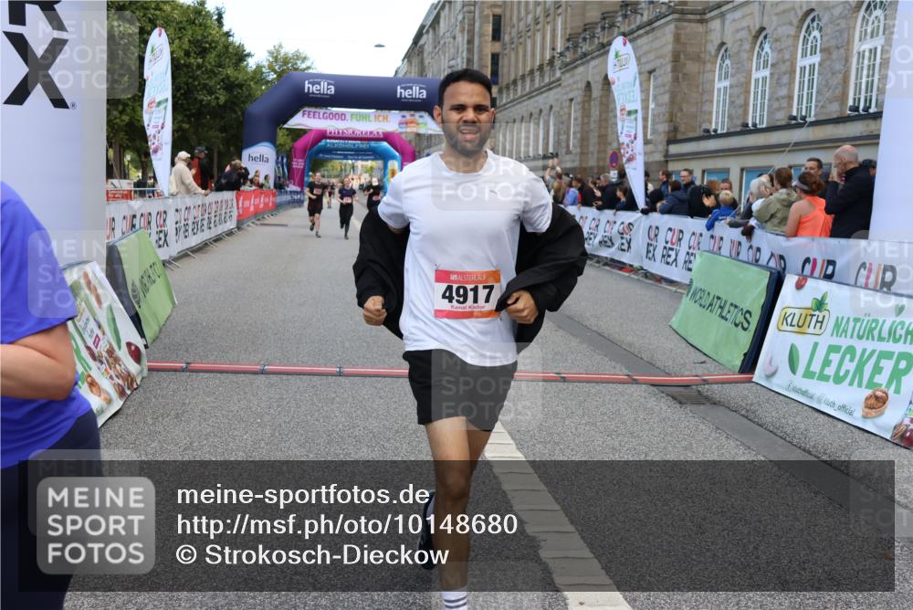 06.09.2026 - CURREX Alsterlauf Strokosch-Dieckow http://msf.ph/oto/10148680 06.09.2026 10:30:04 Ziel 2684, 4917, 6440, 6462 meine-sportfotos.de