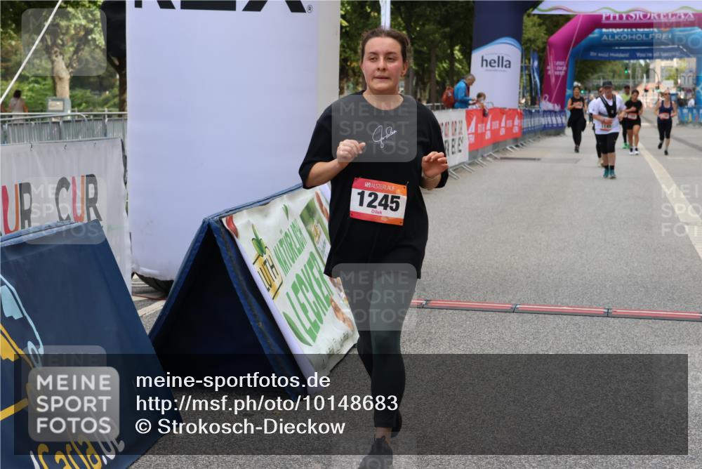 06.09.2026 - CURREX Alsterlauf Strokosch-Dieckow http://msf.ph/oto/10148683 06.09.2026 12:03:34 Ziel 1055, 1245 meine-sportfotos.de