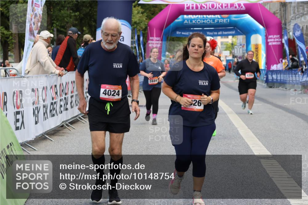 06.09.2026 - CURREX Alsterlauf Strokosch-Dieckow http://msf.ph/oto/10148754 06.09.2026 10:30:47 Ziel 4024, 4026, 4853 meine-sportfotos.de
