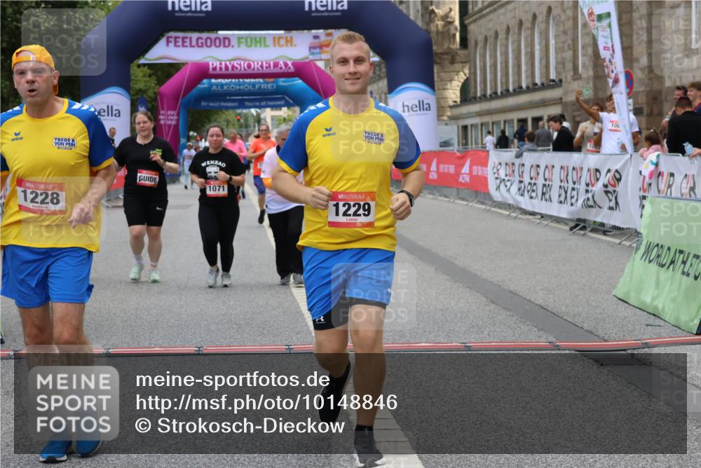06.09.2026 - CURREX Alsterlauf Strokosch-Dieckow http://msf.ph/oto/10148846 06.09.2026 12:04:19 Ziel 1046, 1071, 1171, 1187, 1228, 1229, 1241, 1307 meine-sportfotos.de
