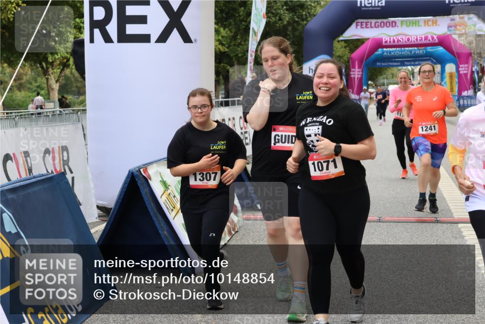06.09.2026 - CURREX Alsterlauf Strokosch-Dieckow http://msf.ph/oto/10148854 06.09.2026 12:04:24 Ziel 1046, 1071, 1158, 1178, 1228, 1229, 1241, 1307 meine-sportfotos.de