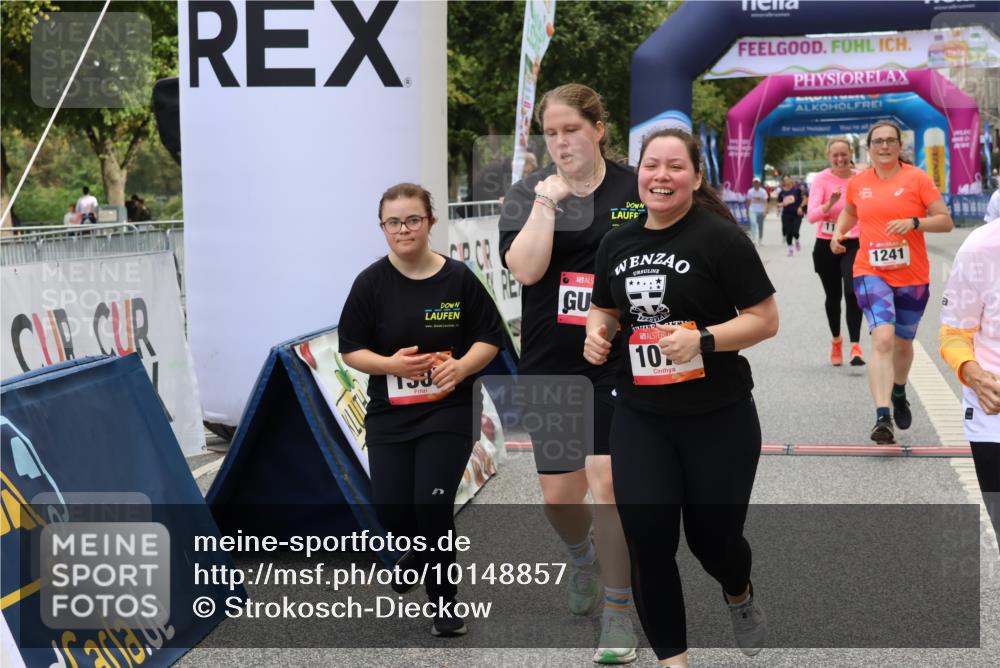 06.09.2026 - CURREX Alsterlauf Strokosch-Dieckow http://msf.ph/oto/10148857 06.09.2026 12:04:24 Ziel 1046, 1071, 1158, 1178, 1228, 1229, 1241, 1307 meine-sportfotos.de