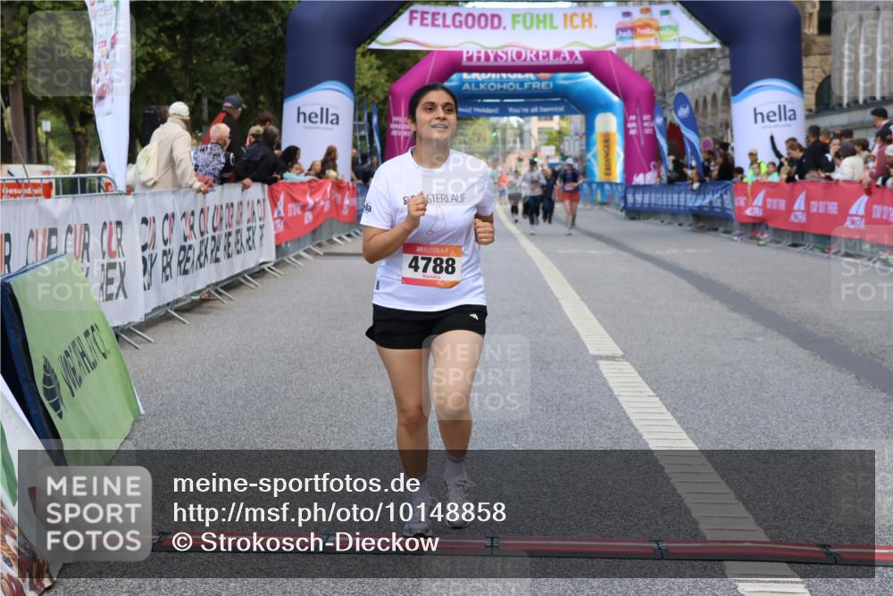06.09.2026 - CURREX Alsterlauf Strokosch-Dieckow http://msf.ph/oto/10148858 06.09.2026 10:31:24 Ziel 4788 meine-sportfotos.de