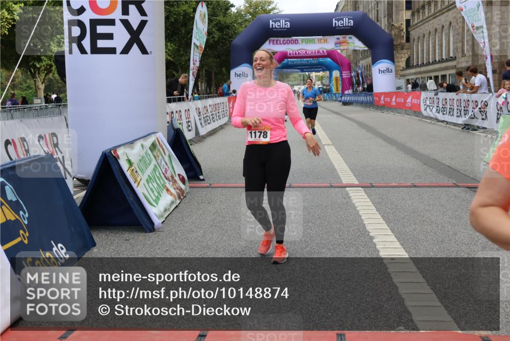 06.09.2026 - CURREX Alsterlauf Strokosch-Dieckow http://msf.ph/oto/10148874 06.09.2026 12:04:27 Ziel 1046, 1071, 1158, 1174, 1178, 1241, 1307 meine-sportfotos.de