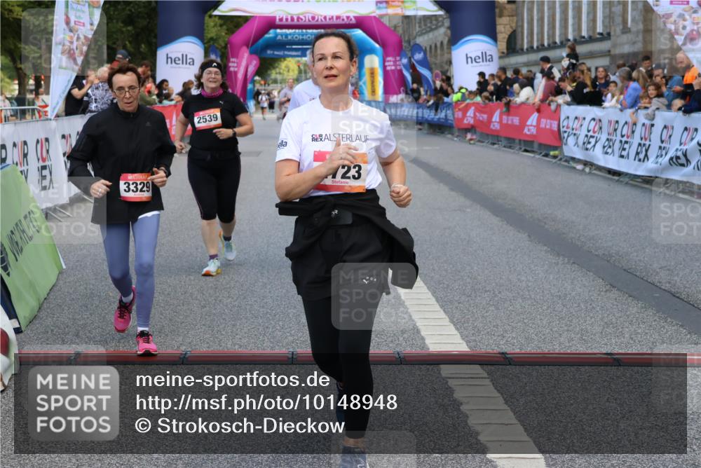 06.09.2026 - CURREX Alsterlauf Strokosch-Dieckow http://msf.ph/oto/10148948 06.09.2026 10:32:12 Ziel 2539, 2544, 2906, 3000, 3329, 4723 meine-sportfotos.de