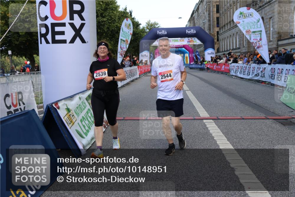06.09.2026 - CURREX Alsterlauf Strokosch-Dieckow http://msf.ph/oto/10148951 06.09.2026 10:32:14 Ziel 2539, 2544, 2906, 3000, 3329, 4723 meine-sportfotos.de