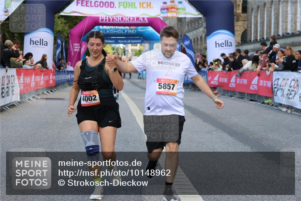 06.09.2026 - CURREX Alsterlauf Strokosch-Dieckow http://msf.ph/oto/10148962 06.09.2026 10:32:25 Ziel 2212, 4002, 5857 meine-sportfotos.de
