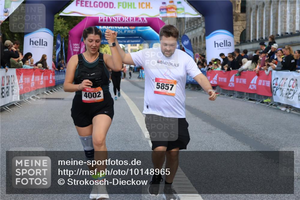 06.09.2026 - CURREX Alsterlauf Strokosch-Dieckow http://msf.ph/oto/10148965 06.09.2026 10:32:25 Ziel 2212, 4002, 5857 meine-sportfotos.de