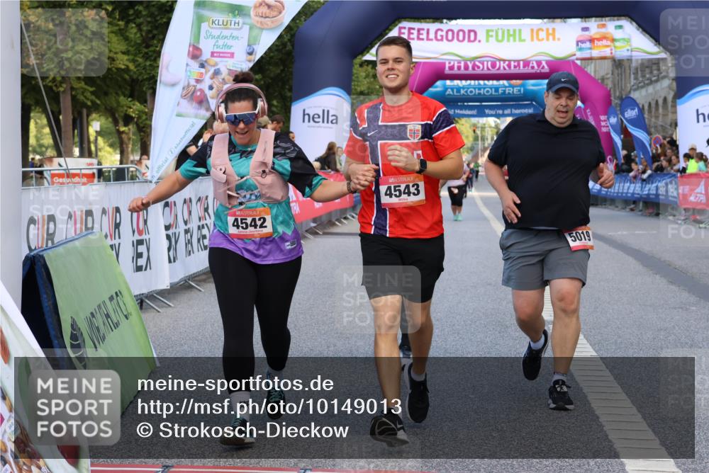 06.09.2026 - CURREX Alsterlauf Strokosch-Dieckow http://msf.ph/oto/10149013 06.09.2026 10:32:56 Ziel 2955, 4346, 4542, 4543, 5019 meine-sportfotos.de