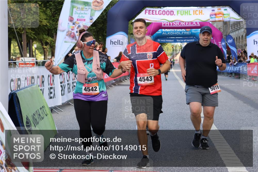 06.09.2026 - CURREX Alsterlauf Strokosch-Dieckow http://msf.ph/oto/10149015 06.09.2026 10:32:56 Ziel 2955, 4346, 4542, 4543, 5019 meine-sportfotos.de