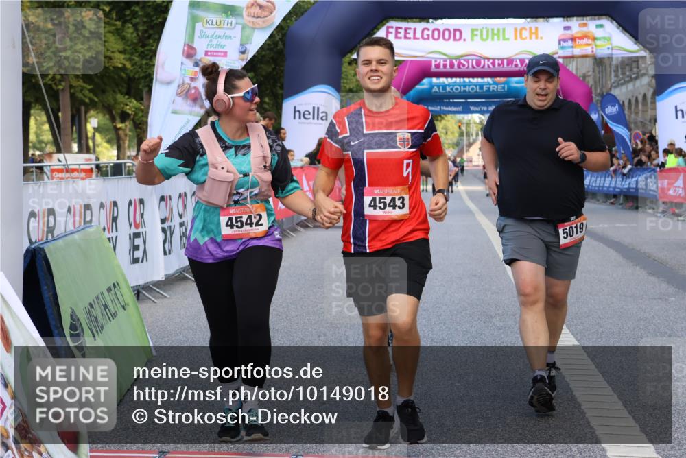 06.09.2026 - CURREX Alsterlauf Strokosch-Dieckow http://msf.ph/oto/10149018 06.09.2026 10:32:56 Ziel 2955, 4346, 4542, 4543, 5019 meine-sportfotos.de