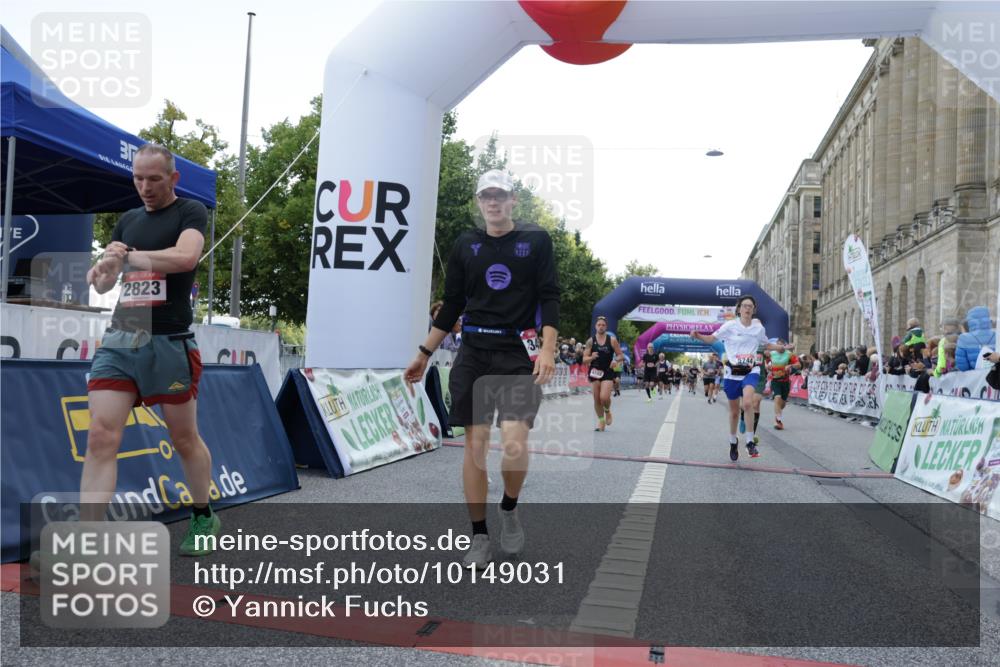 06.09.2026 - CURREX Alsterlauf Yannick Fuchs http://msf.ph/oto/10149031 06.09.2026 09:50:02 Ziel 2020, 2094, 2814, 2823, 3492, 4105, 4142, 4428, 4532, 4951, 4954, 5628, 5744, 5834, 6010, 6157, 6475 meine-sportfotos.de