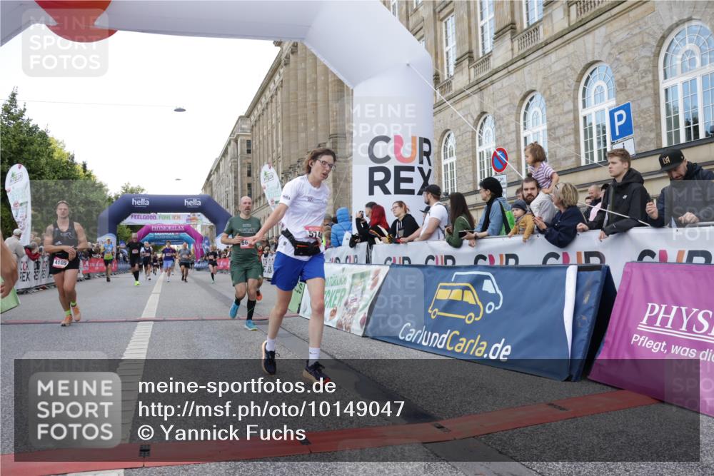 06.09.2026 - CURREX Alsterlauf Yannick Fuchs http://msf.ph/oto/10149047 06.09.2026 09:50:04 Ziel 2020, 2094, 2639, 2814, 2823, 3492, 3739, 4105, 4142, 4393, 4951, 4954, 5316, 5628, 5744, 5834, 6010, 6157, 6428, 6475 meine-sportfotos.de
