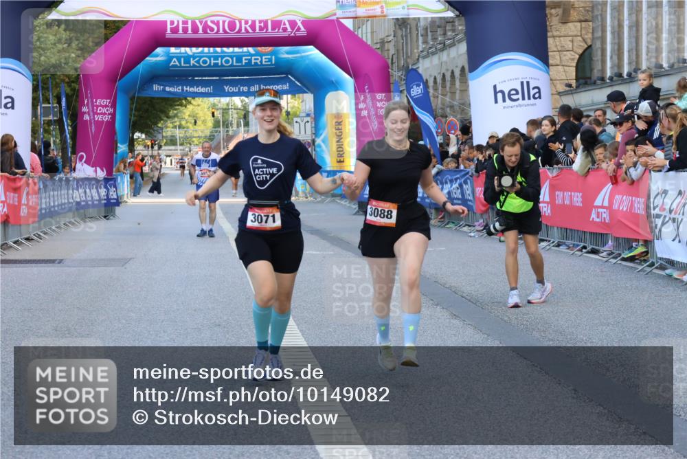 06.09.2026 - CURREX Alsterlauf Strokosch-Dieckow http://msf.ph/oto/10149082 06.09.2026 10:34:20 Ziel 3071, 3088 meine-sportfotos.de