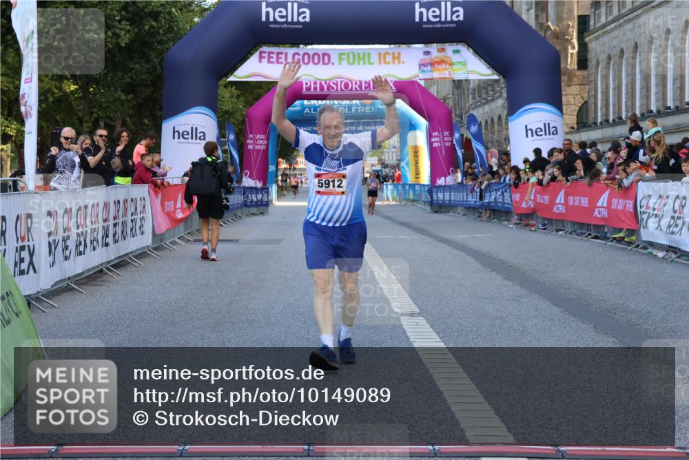06.09.2026 - CURREX Alsterlauf Strokosch-Dieckow http://msf.ph/oto/10149089 06.09.2026 10:34:37 Ziel 5912 meine-sportfotos.de