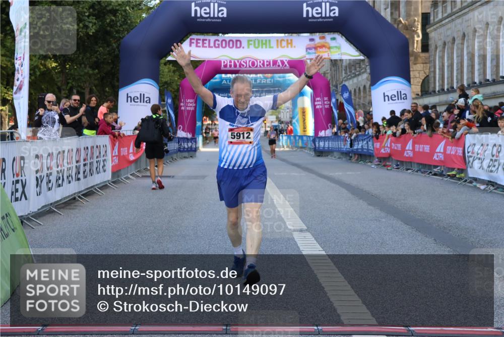 06.09.2026 - CURREX Alsterlauf Strokosch-Dieckow http://msf.ph/oto/10149097 06.09.2026 10:34:38 Ziel 5912 meine-sportfotos.de