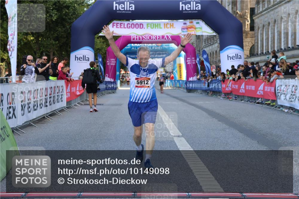 06.09.2026 - CURREX Alsterlauf Strokosch-Dieckow http://msf.ph/oto/10149098 06.09.2026 10:34:38 Ziel 5912 meine-sportfotos.de
