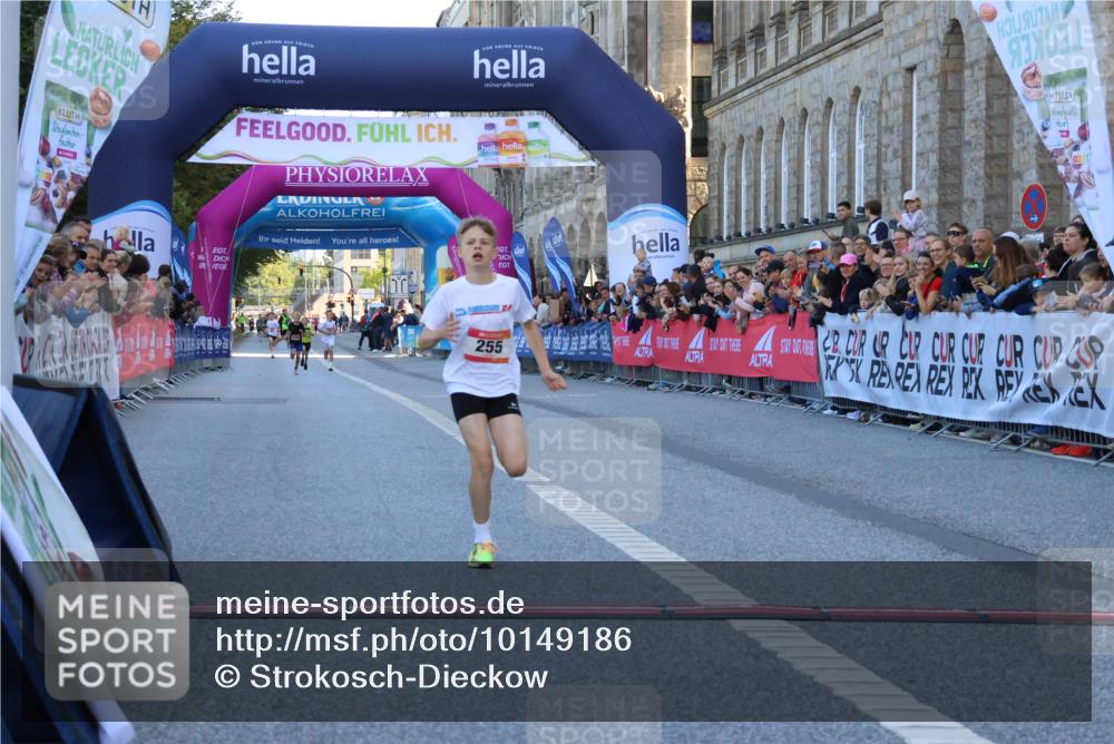 06.09.2026 - CURREX Alsterlauf Strokosch-Dieckow http://msf.ph/oto/10149186 06.09.2026 10:52:05 Ziel 255 meine-sportfotos.de
