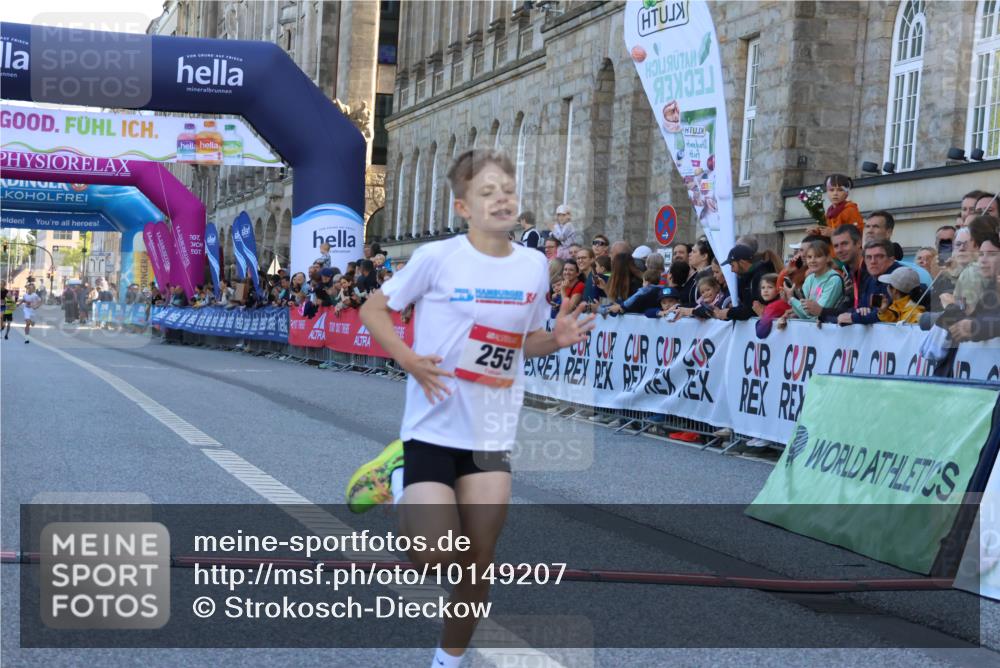 06.09.2026 - CURREX Alsterlauf Strokosch-Dieckow http://msf.ph/oto/10149207 06.09.2026 10:52:06 Ziel 255 meine-sportfotos.de