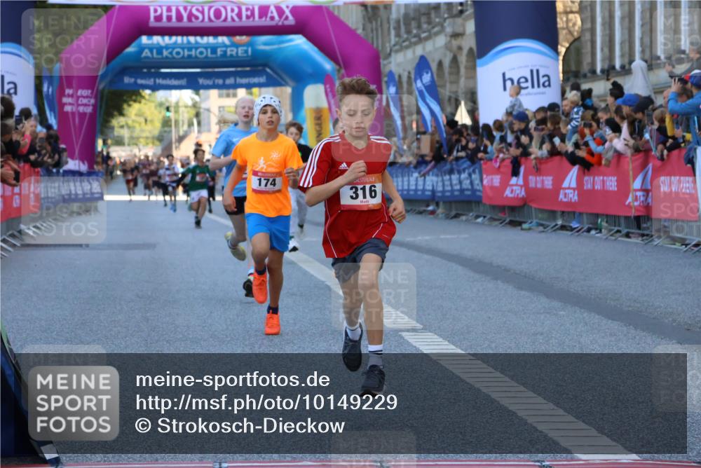 06.09.2026 - CURREX Alsterlauf Strokosch-Dieckow http://msf.ph/oto/10149229 06.09.2026 10:52:34 Ziel 161, 174, 213, 307, 316 meine-sportfotos.de