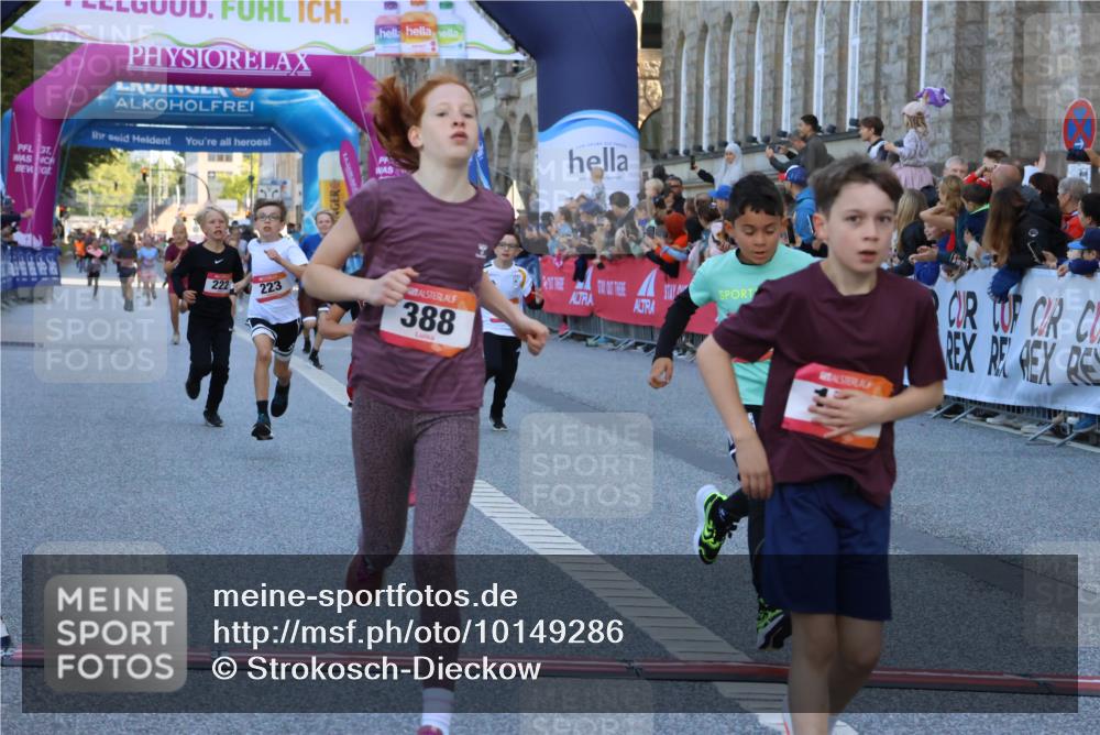 06.09.2026 - CURREX Alsterlauf Strokosch-Dieckow http://msf.ph/oto/10149286 06.09.2026 10:52:54 Ziel 151, 178, 222, 223, 250, 251, 280, 293, 355, 374, 388, 408 meine-sportfotos.de