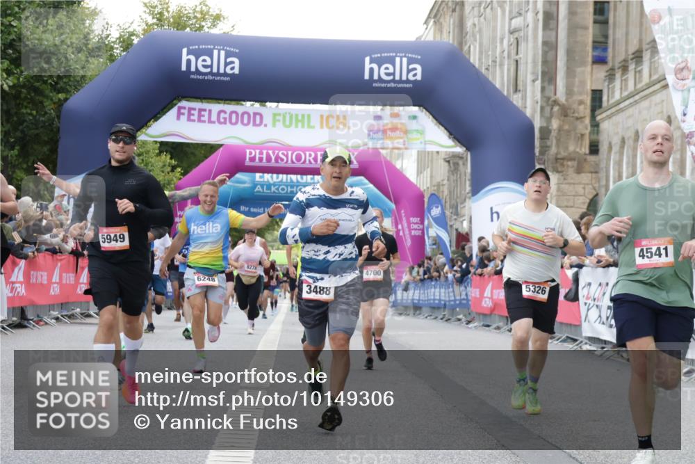 06.09.2026 - CURREX Alsterlauf Yannick Fuchs http://msf.ph/oto/10149306 06.09.2026 09:50:17 Ziel 2256, 2720, 3333, 3455, 3488, 4083, 4101, 4435, 4541, 4700, 5191, 5264, 5326, 5949, 5981, 6077, 6248, 6274 meine-sportfotos.de