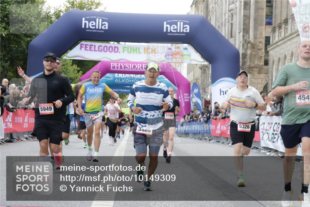 06.09.2026 - CURREX Alsterlauf Yannick Fuchs http://msf.ph/oto/10149309 06.09.2026 09:50:17 Ziel 2256, 2720, 3333, 3455, 3488, 4083, 4101, 4435, 4541, 4700, 5191, 5264, 5326, 5949, 5981, 6077, 6248, 6274 meine-sportfotos.de