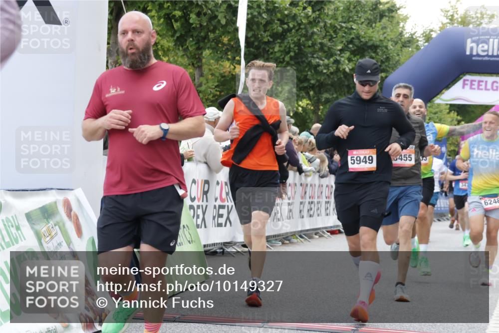 06.09.2026 - CURREX Alsterlauf Yannick Fuchs http://msf.ph/oto/10149327 06.09.2026 09:50:18 Ziel 2256, 2720, 3333, 3455, 3475, 3488, 4083, 4101, 4435, 4541, 4700, 5006, 5191, 5264, 5326, 5949, 5981, 6077, 6248, 6274, 8256, 8278 meine-sportfotos.de