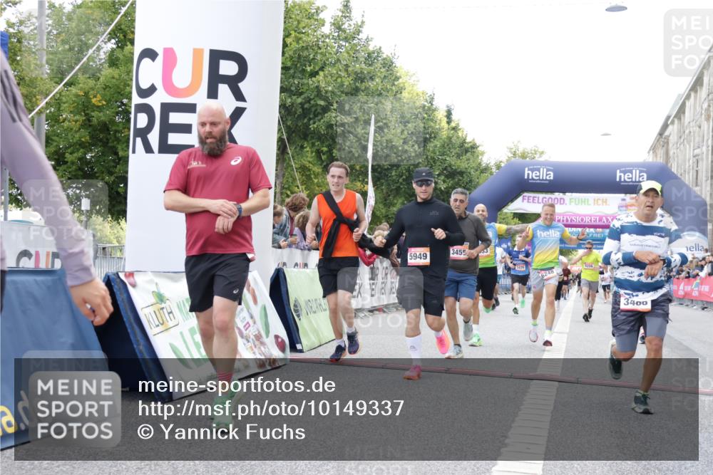 06.09.2026 - CURREX Alsterlauf Yannick Fuchs http://msf.ph/oto/10149337 06.09.2026 09:50:19 Ziel 2256, 2453, 2720, 3333, 3455, 3475, 3488, 4083, 4101, 4435, 4541, 4700, 4840, 5006, 5191, 5264, 5326, 5949, 5981, 6077, 6248, 6274, 8256, 8278 meine-sportfotos.de