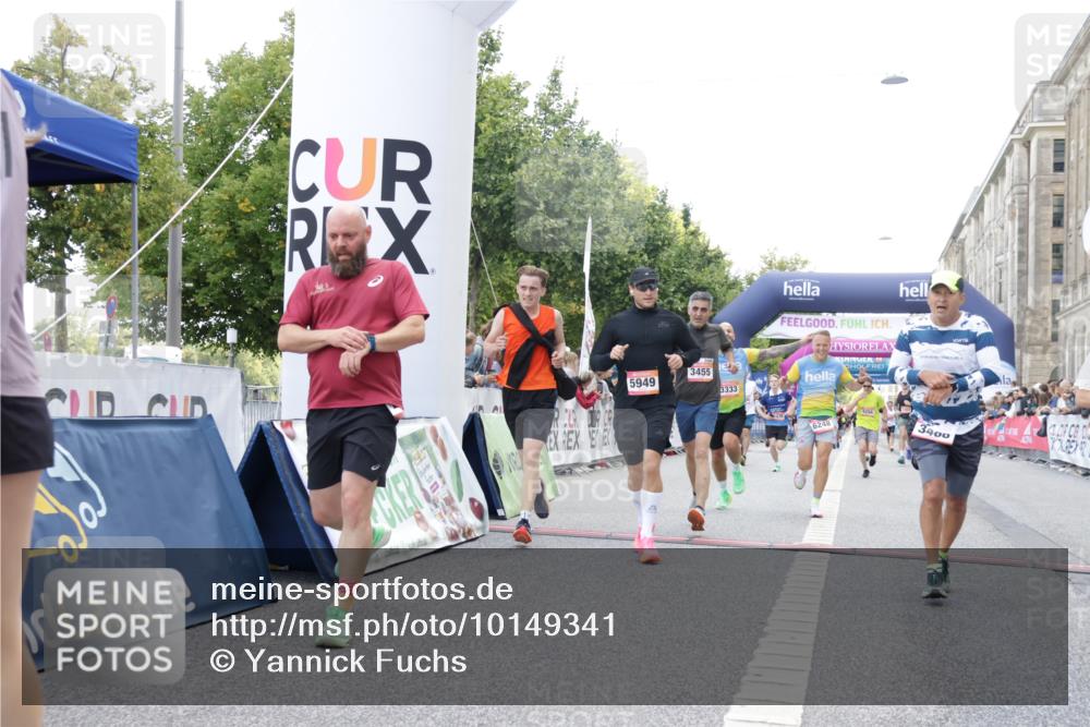 06.09.2026 - CURREX Alsterlauf Yannick Fuchs http://msf.ph/oto/10149341 06.09.2026 09:50:19 Ziel 2256, 2453, 2720, 3333, 3455, 3475, 3488, 4083, 4101, 4435, 4541, 4700, 4840, 5006, 5191, 5264, 5326, 5949, 5981, 6077, 6248, 6274, 8256, 8278 meine-sportfotos.de